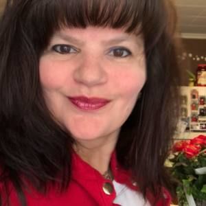 Meet your Posher, Beverly